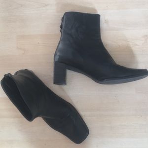 Stuart Weitzman boots